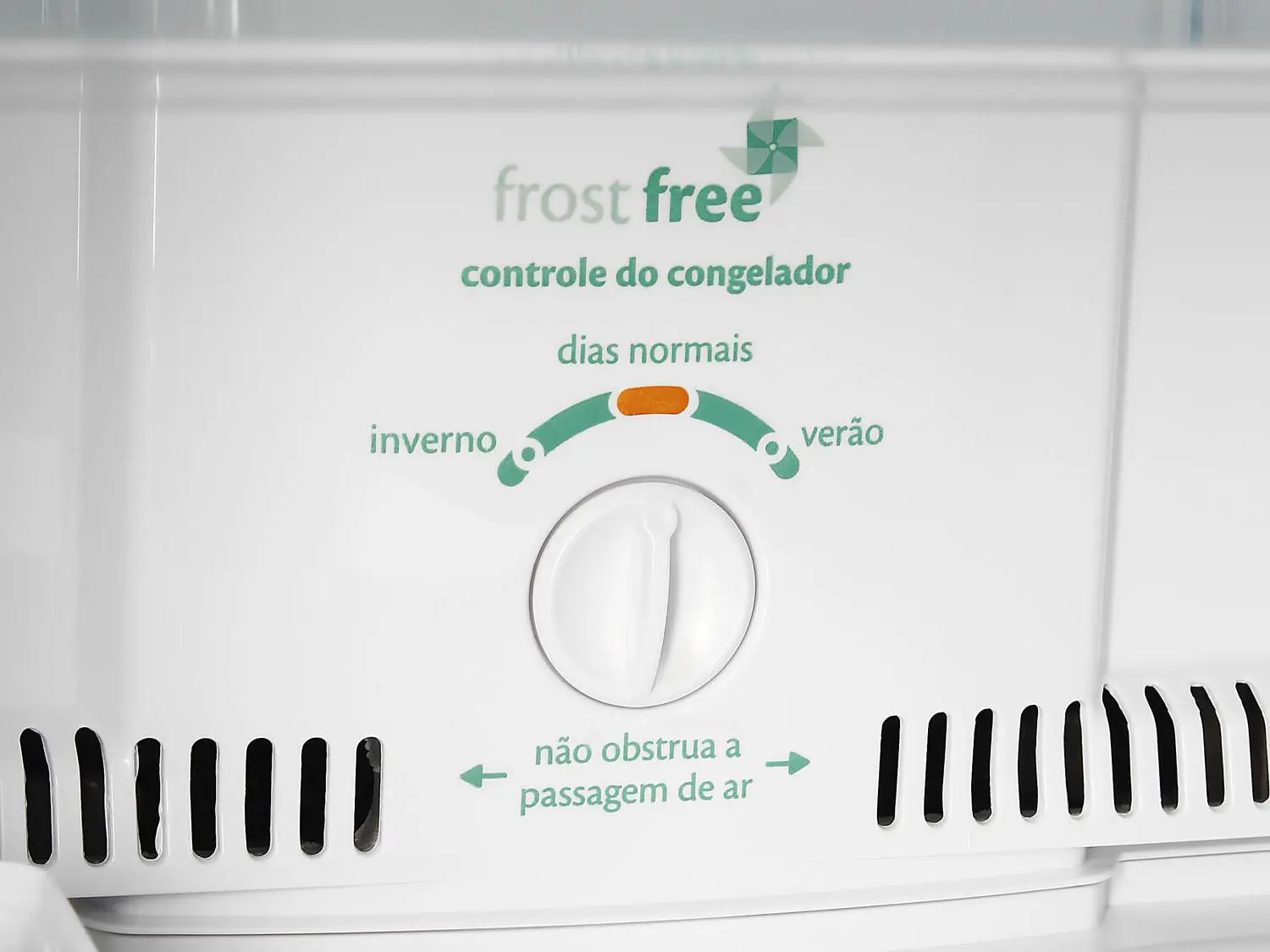 Refrigerador Consul Frost Free 342L CRB39